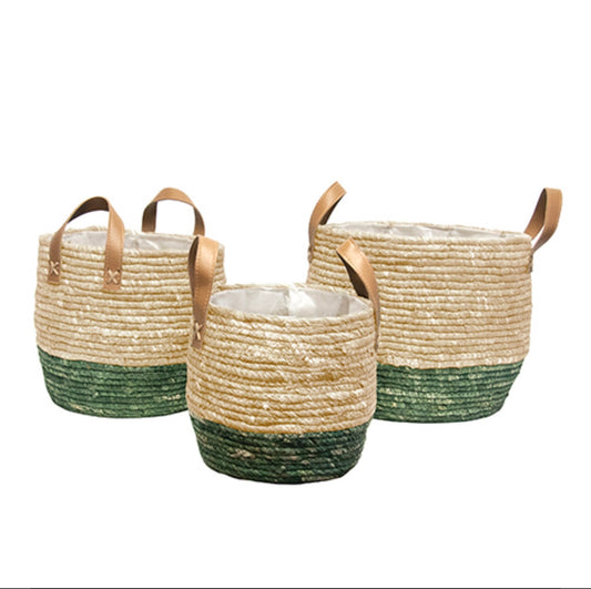 Green and natural Seagrass basket